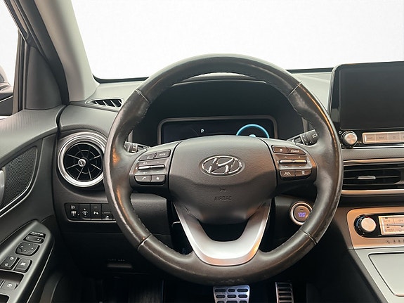 Hyundai Kona 14 of 30