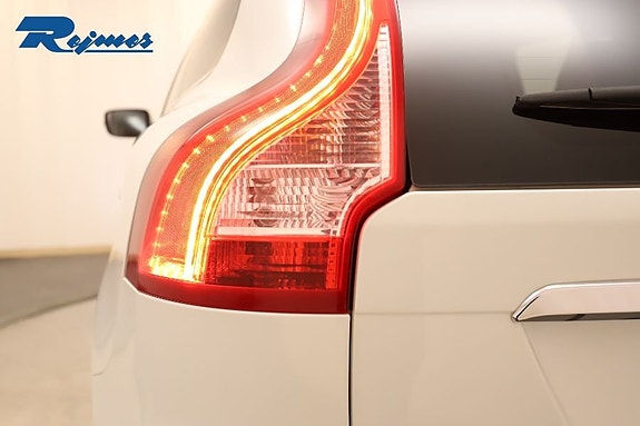 Volvo XC60 15 of 26