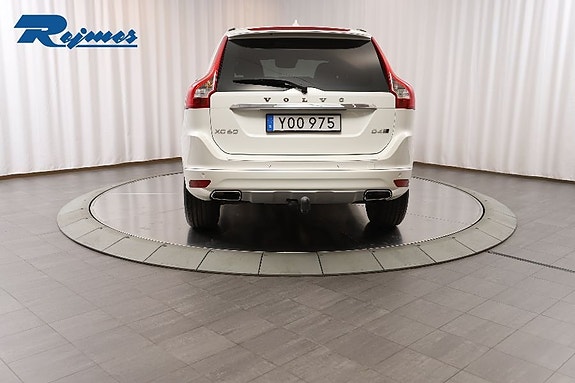 Volvo XC60 16 of 26