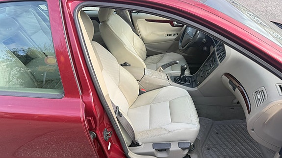 Volvo S60 7 of 11