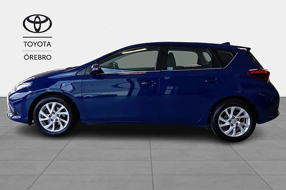 Toyota Auris 3 of 11