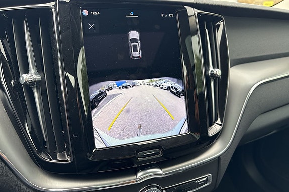 Volvo XC60 18 of 19