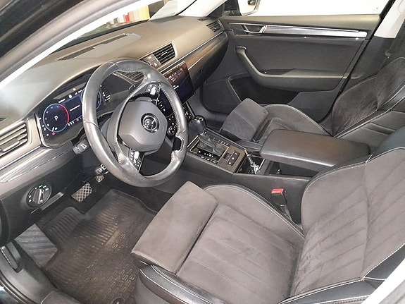 Skoda Superb 6 of 7