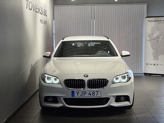 BMW 520d 2 of 21
