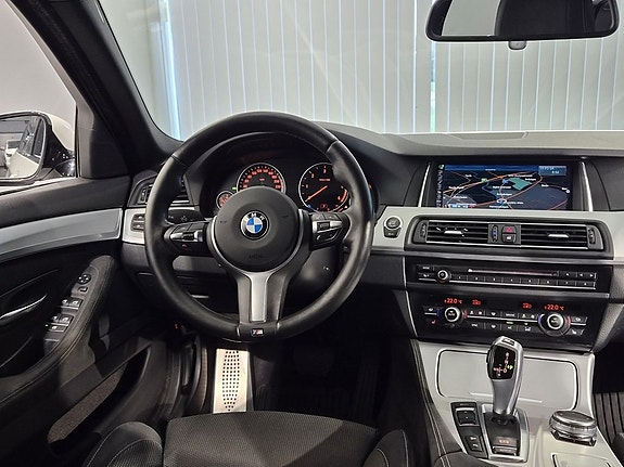 BMW 520d 12 of 21