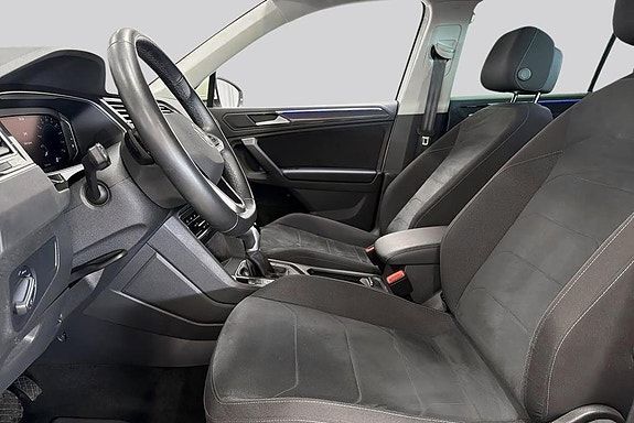 Volkswagen Tiguan 8 of 24