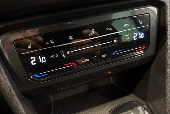 Volkswagen Tiguan 13 of 24