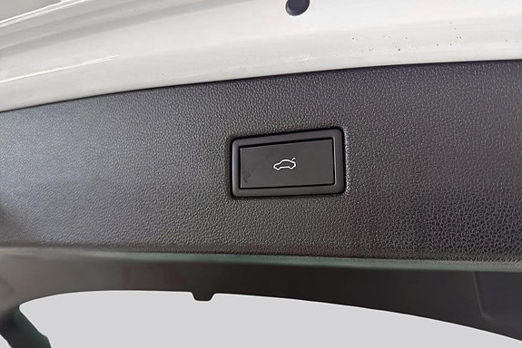 Volkswagen Tiguan 15 of 24