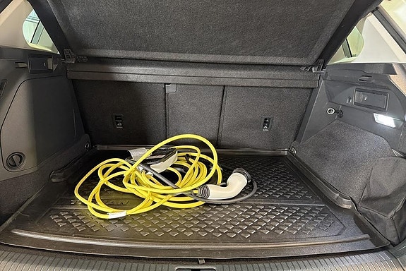 Volkswagen Tiguan 14 of 24