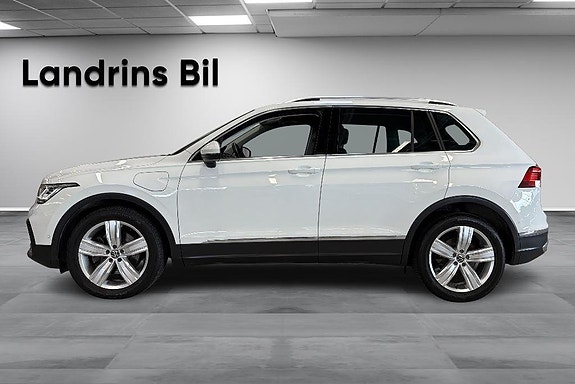Volkswagen Tiguan 4 of 24