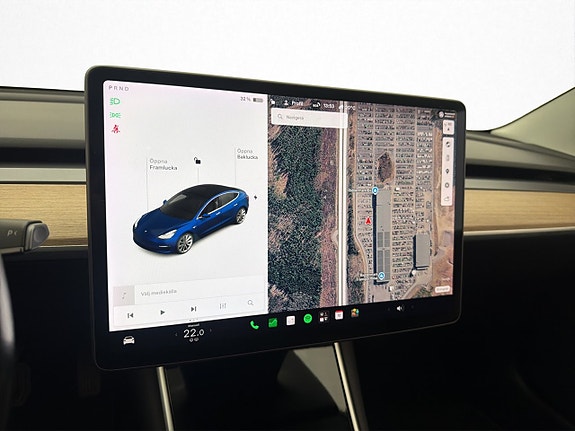 Tesla Model 3 15 of 30