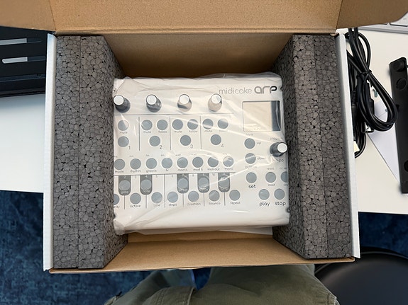 Product image 6 of 7