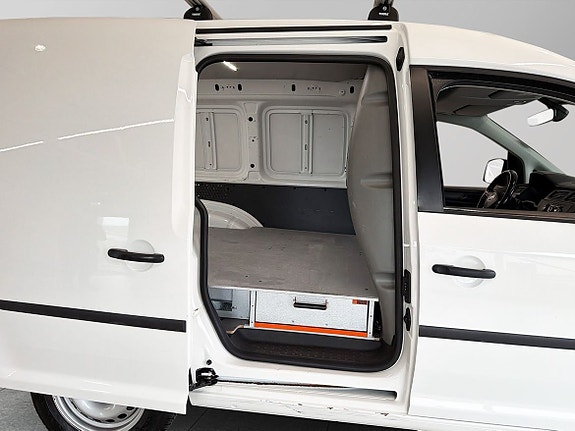 Volkswagen Caddy 8 of 12