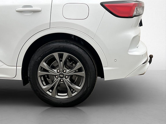 Ford Kuga 30 of 30