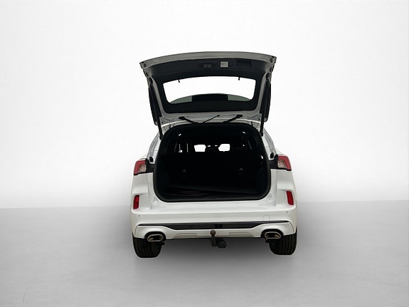 Ford Kuga 8 of 30