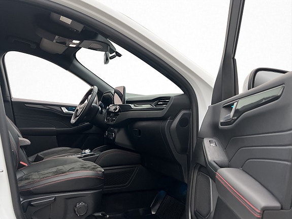 Ford Kuga 24 of 30