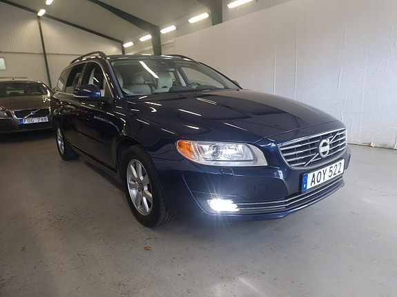 Volvo V70 15 of 17