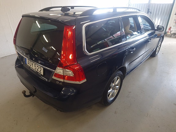 Volvo V70 16 of 17
