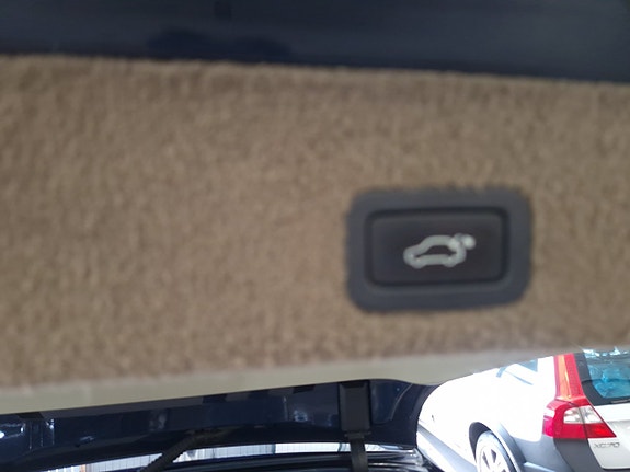 Volvo V70 12 of 17