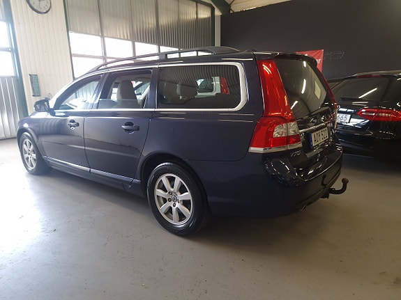 Volvo V70 17 of 17