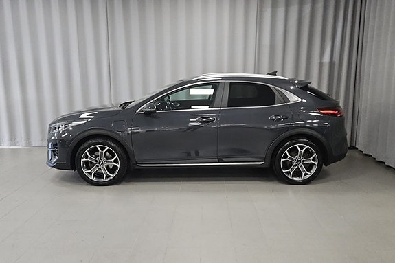 Kia XCeed 2 of 12