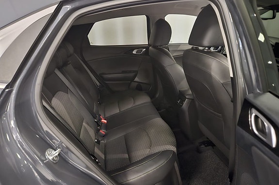 Kia XCeed 9 of 12