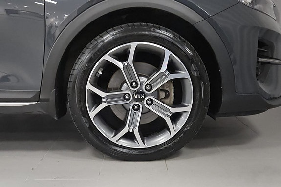 Kia XCeed 5 of 12