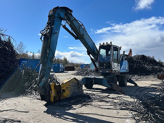 Materialhanterare Fuchs MHL 320