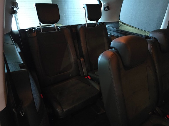 Volkswagen Sharan 13 of 18