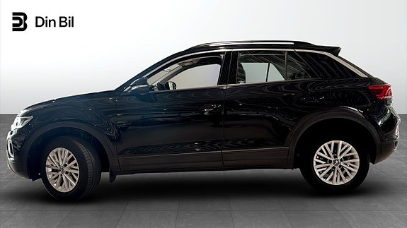 Volkswagen T-Roc 2 of 12