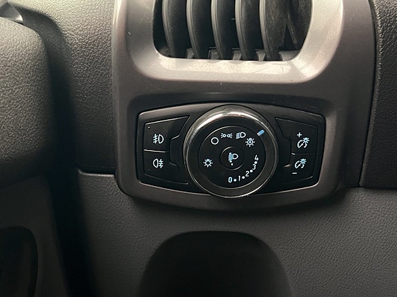 Ford Transit Custom 24 of 28
