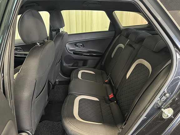 Kia Ceed 25 of 28