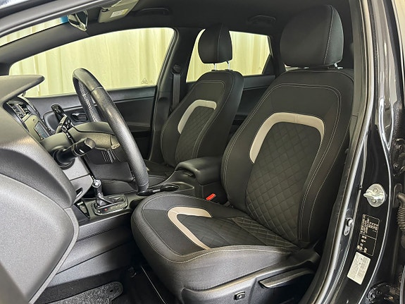 Kia Ceed 8 of 28