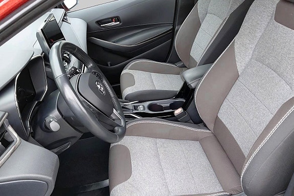 Toyota Corolla 7 of 11