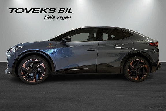 Cupra Tavascan 2 of 24