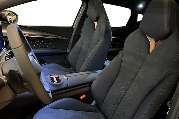 Cupra Tavascan 21 of 24
