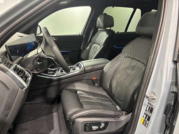 BMW X5 3 of 7