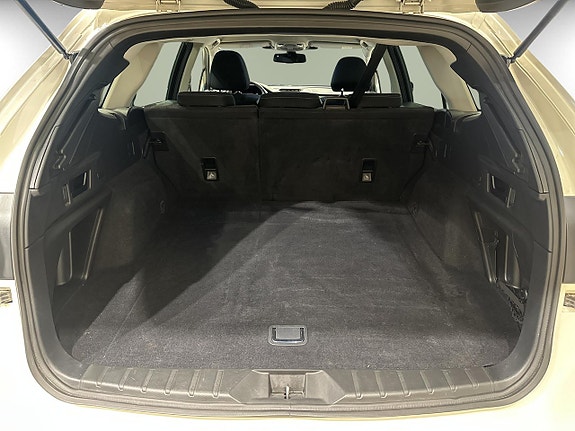 Subaru Outback 14 of 16