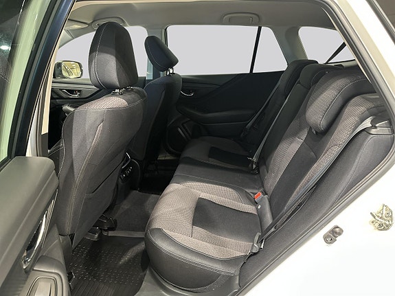 Subaru Outback 9 of 16