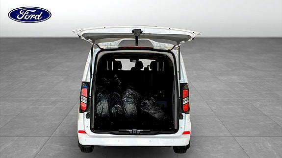 Ford Custom Tourneo 10 of 12