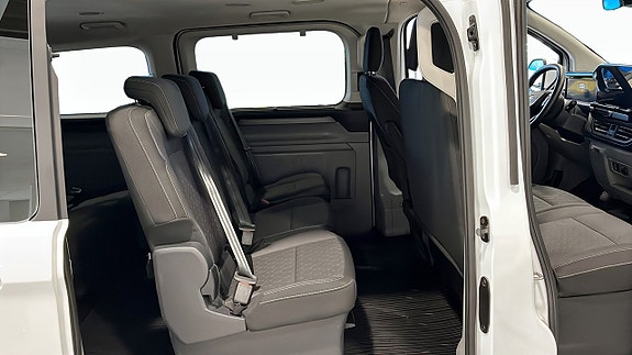 Ford Custom Tourneo 5 of 12