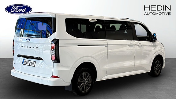Ford Custom Tourneo 2 of 12