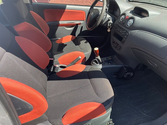 Citroen C2 7 of 9
