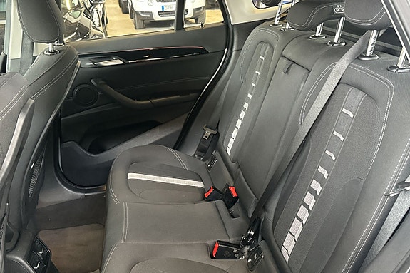 BMW X1 12 of 18