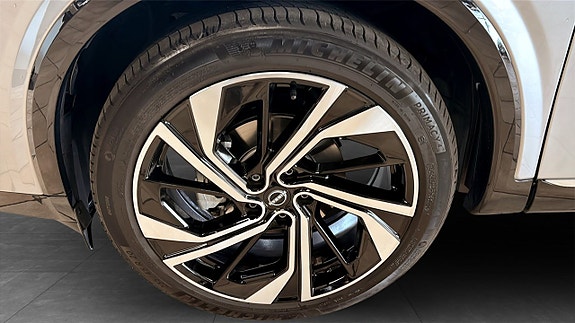 Nissan Qashqai 9 of 12