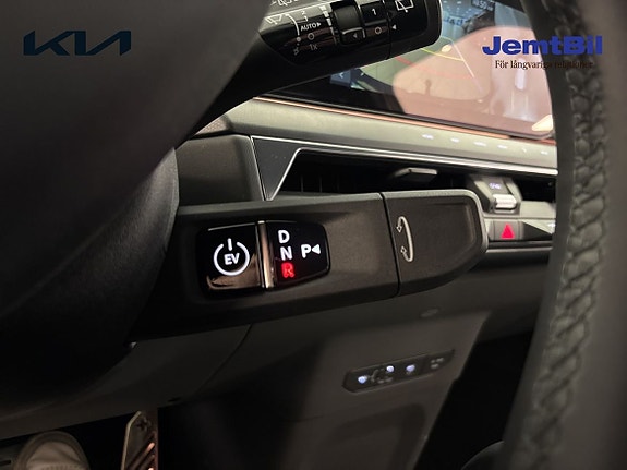 Kia EV9 12 of 15