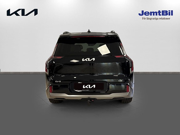 Kia EV9 5 of 15