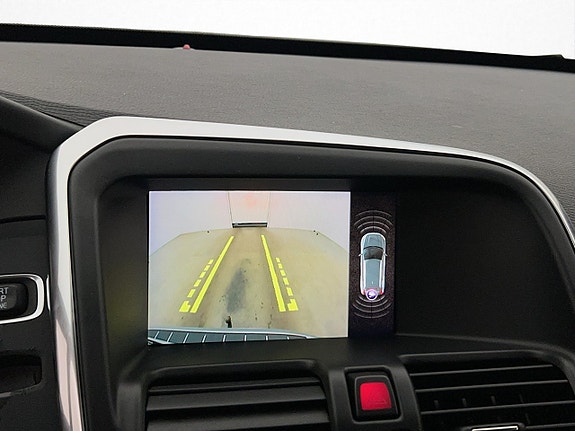 Volvo XC60 19 of 28