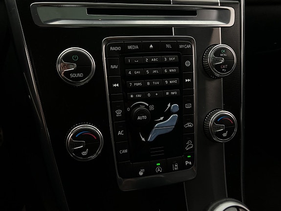 Volvo XC60 23 of 28