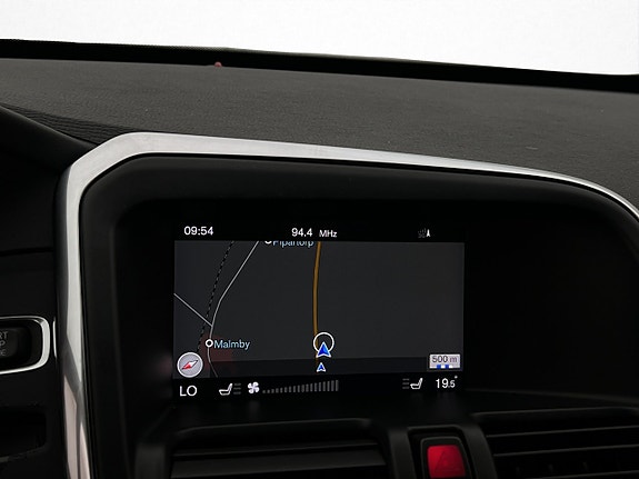 Volvo XC60 20 of 28